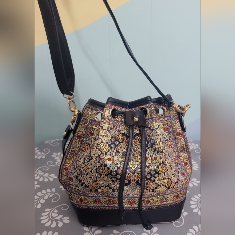 Bucket Style Convertible bag